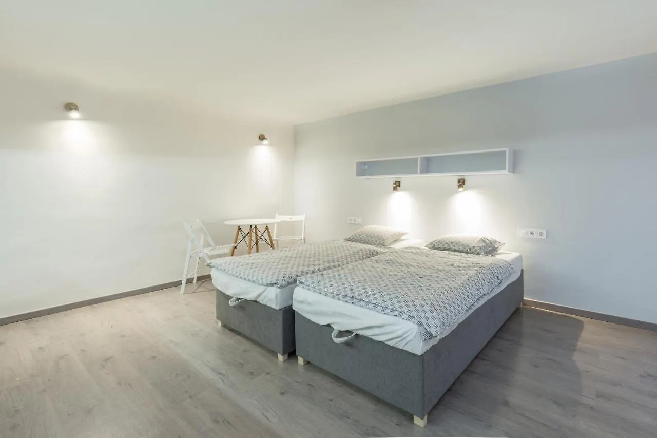 Appartamento Minimalist Styled Tiny Ap @New York Cafe Budapest